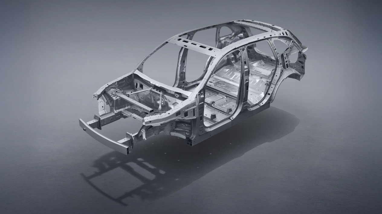 XPENG G9-karrosseri i stål og aluminium uden klædning