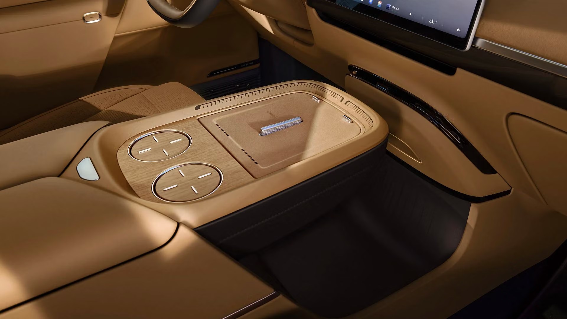 XPENG GX centre console with dual wireless charging pads
