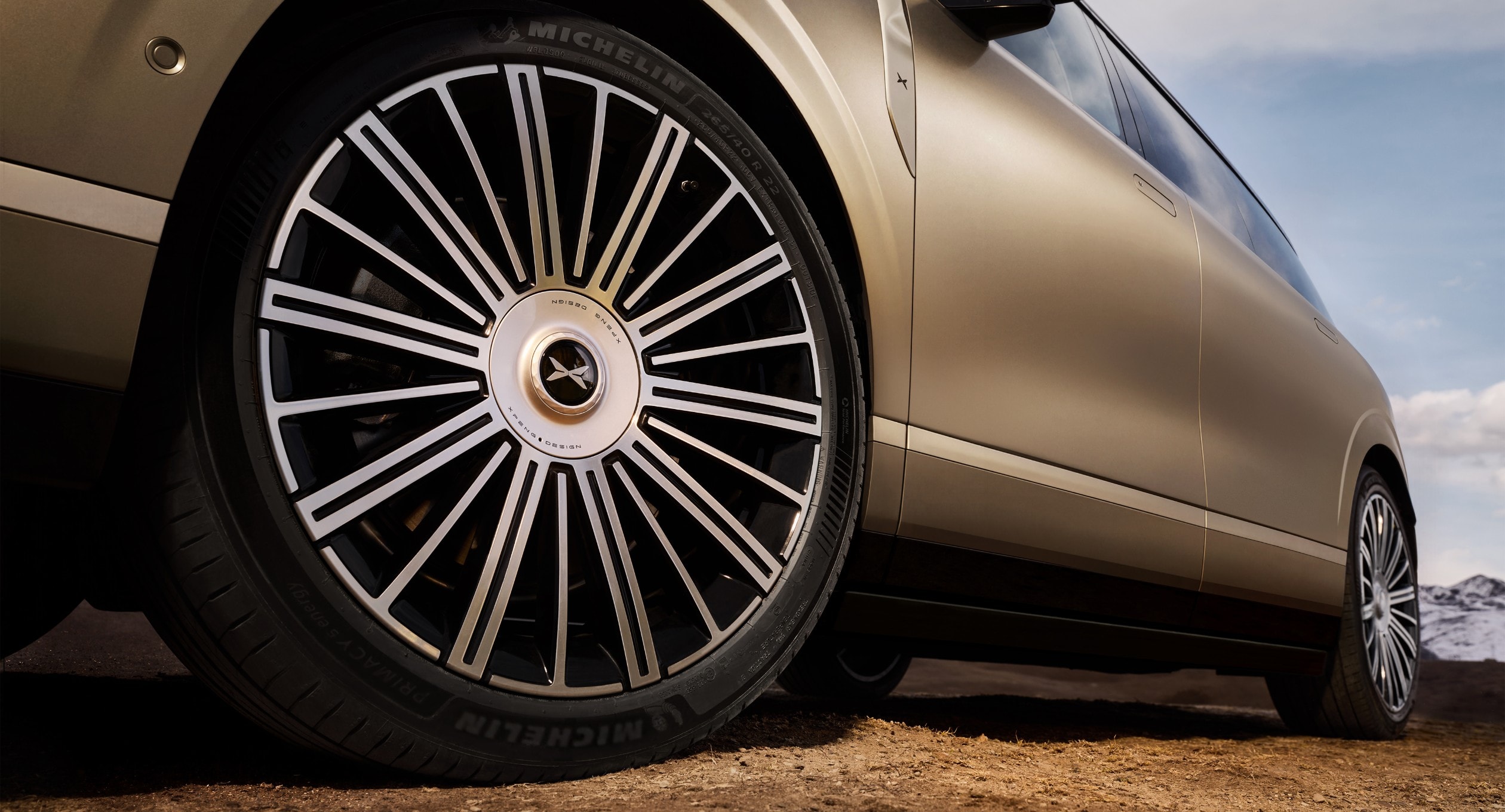 XPENG GX 22-inch wheel detail